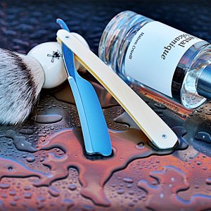 John & William Ragg Paragon Razor 1850