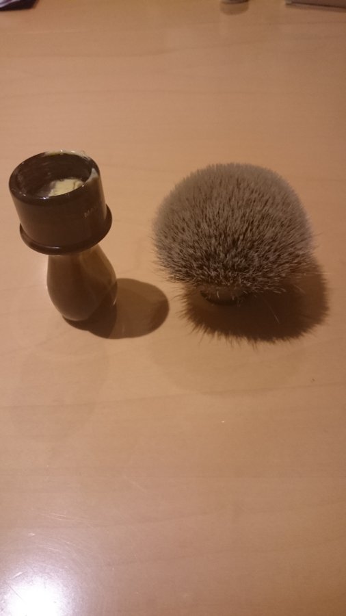 Ms shaving brush. Fallen Apart