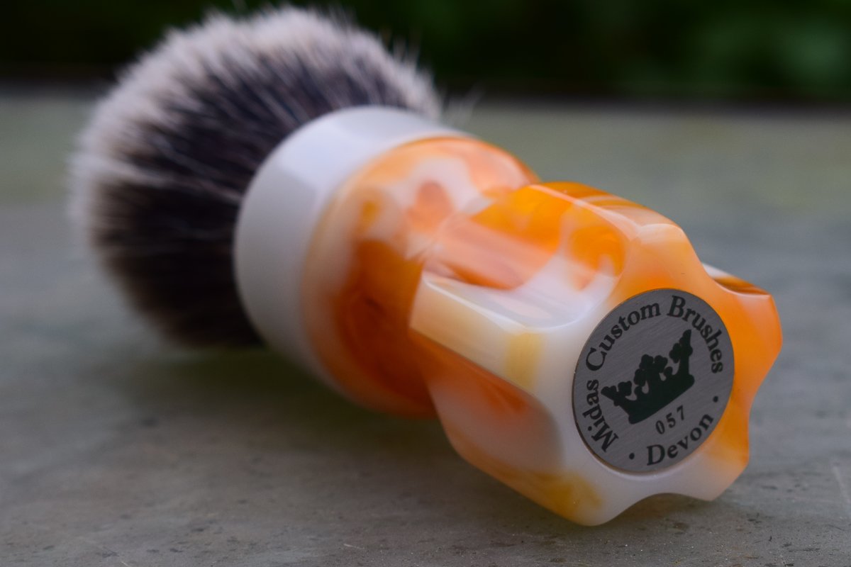 Orange and cream swirl base